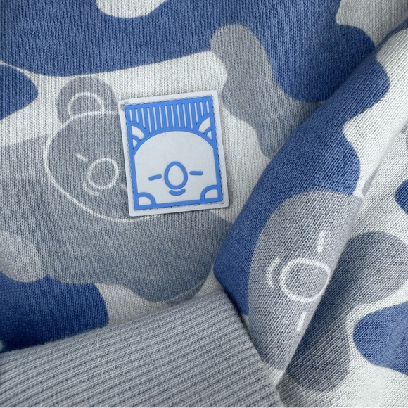 BT21 official merch hoodie, unisex XL blue and white camouflage - Picture 3 of 4
